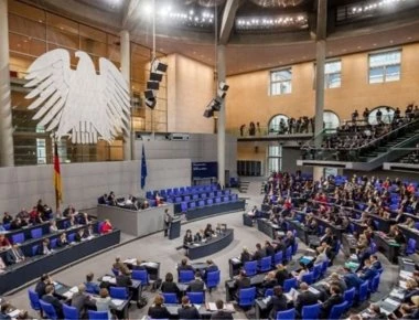 Γερμανία: Διέκοψε τις απελάσεις των Ουιγούρων στην Κίνα